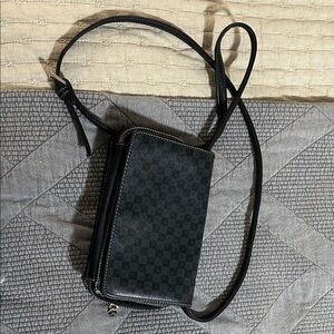 Liz Claiborne Black Crossbody Bag